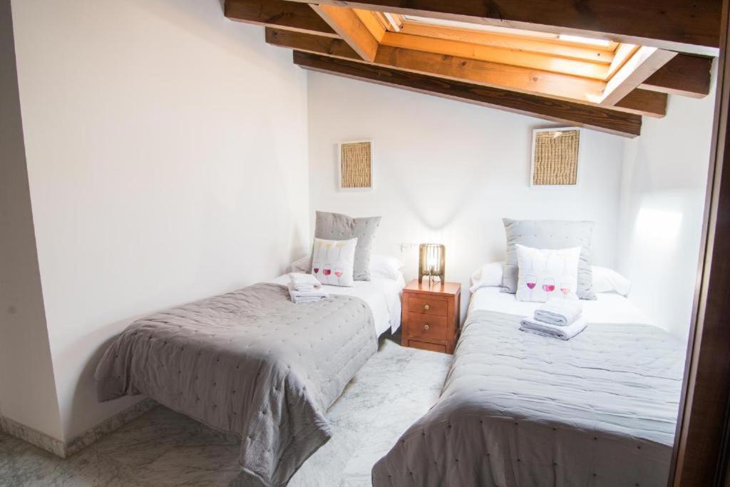 Tuguest Atico Gracia Apartman Granada Kültér fotó